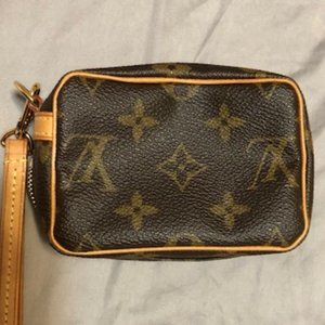 Louis Vuitton Monogram Wapity Wristlet